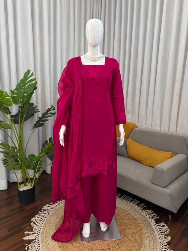 Fuschia pink Cotton Blend Embroidered Party & Casual Wear Suit